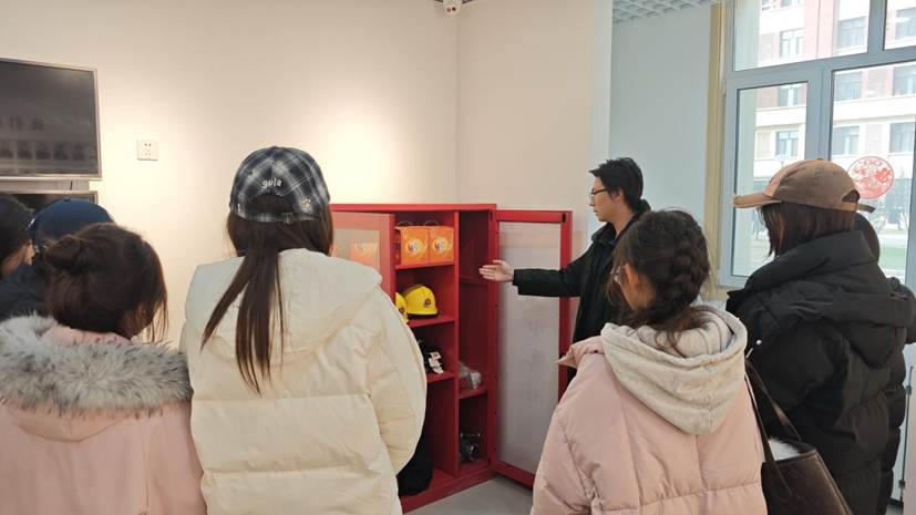 409ca6b52b2d17d8a8771bb7a665755